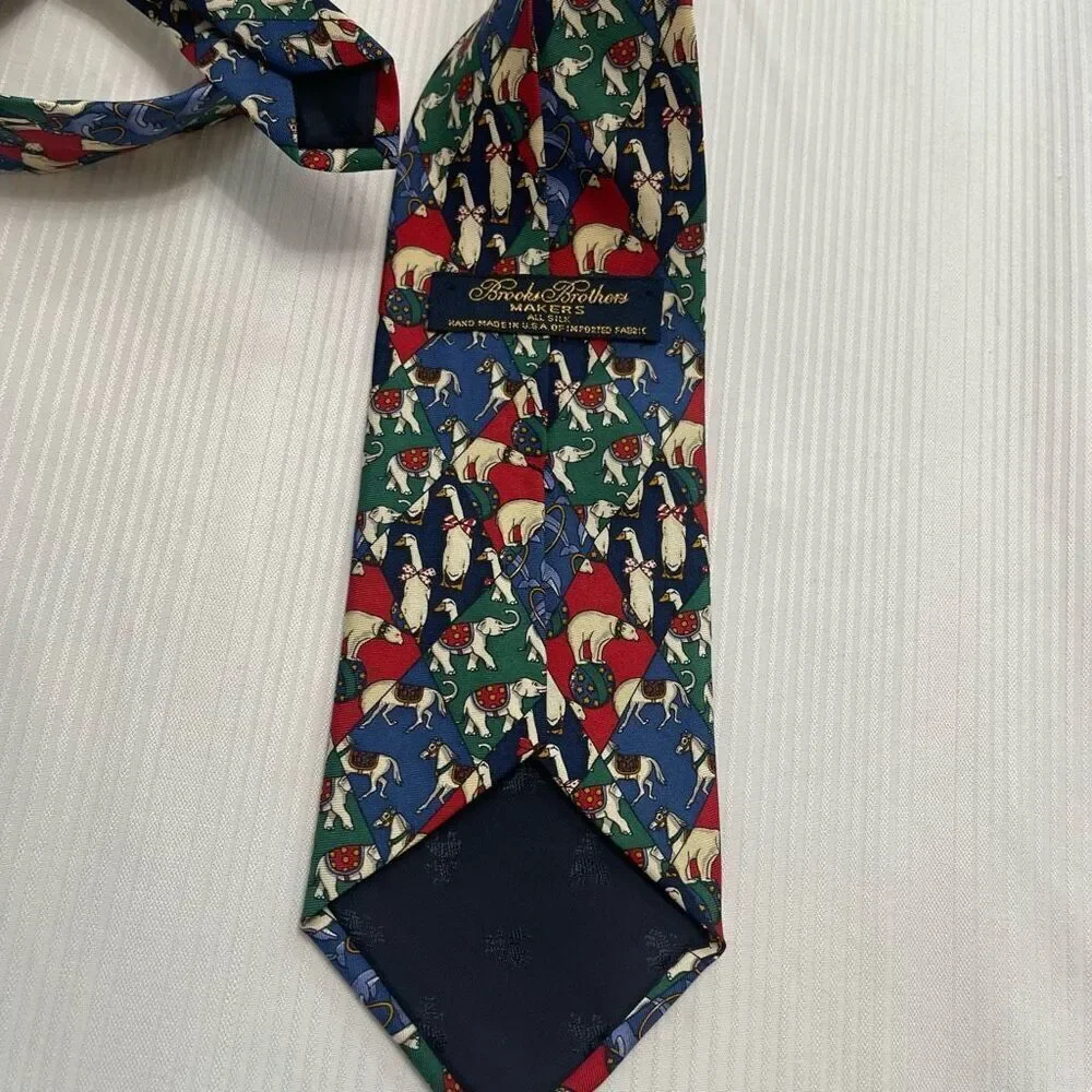Brooks Brothers Silk Polar Bear Elephant Duck Dolphin Animal Tie Necktie